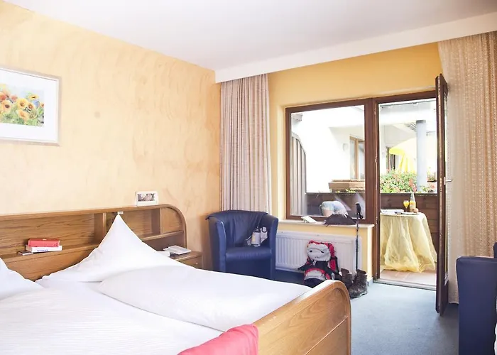 Bio-hotel Uplaender Hof Hotel 3*